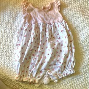 Baby gap romper
